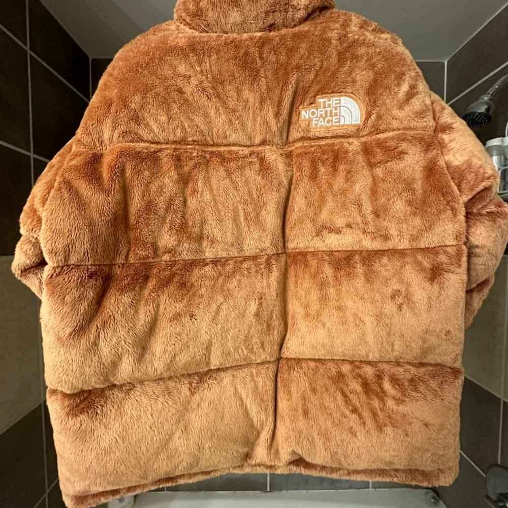 The North Face Versa Velour Nuptse MEDIUM Almond Butter Down Puffer Jacket - Picture 4 of 7